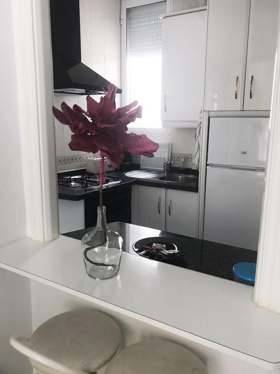 Bromham Apartment Севиля Екстериор снимка