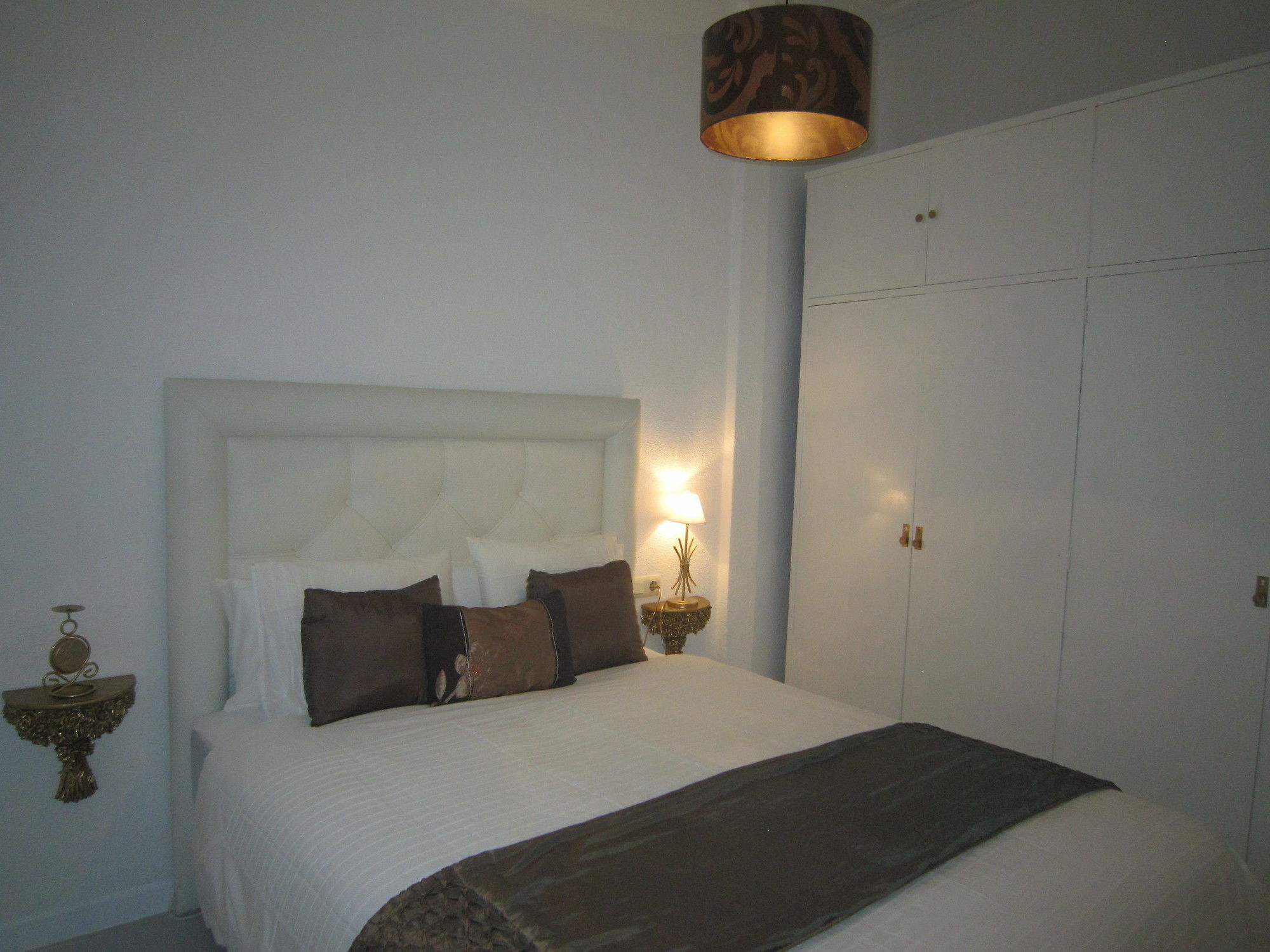 Bromham Apartment Севиля Екстериор снимка