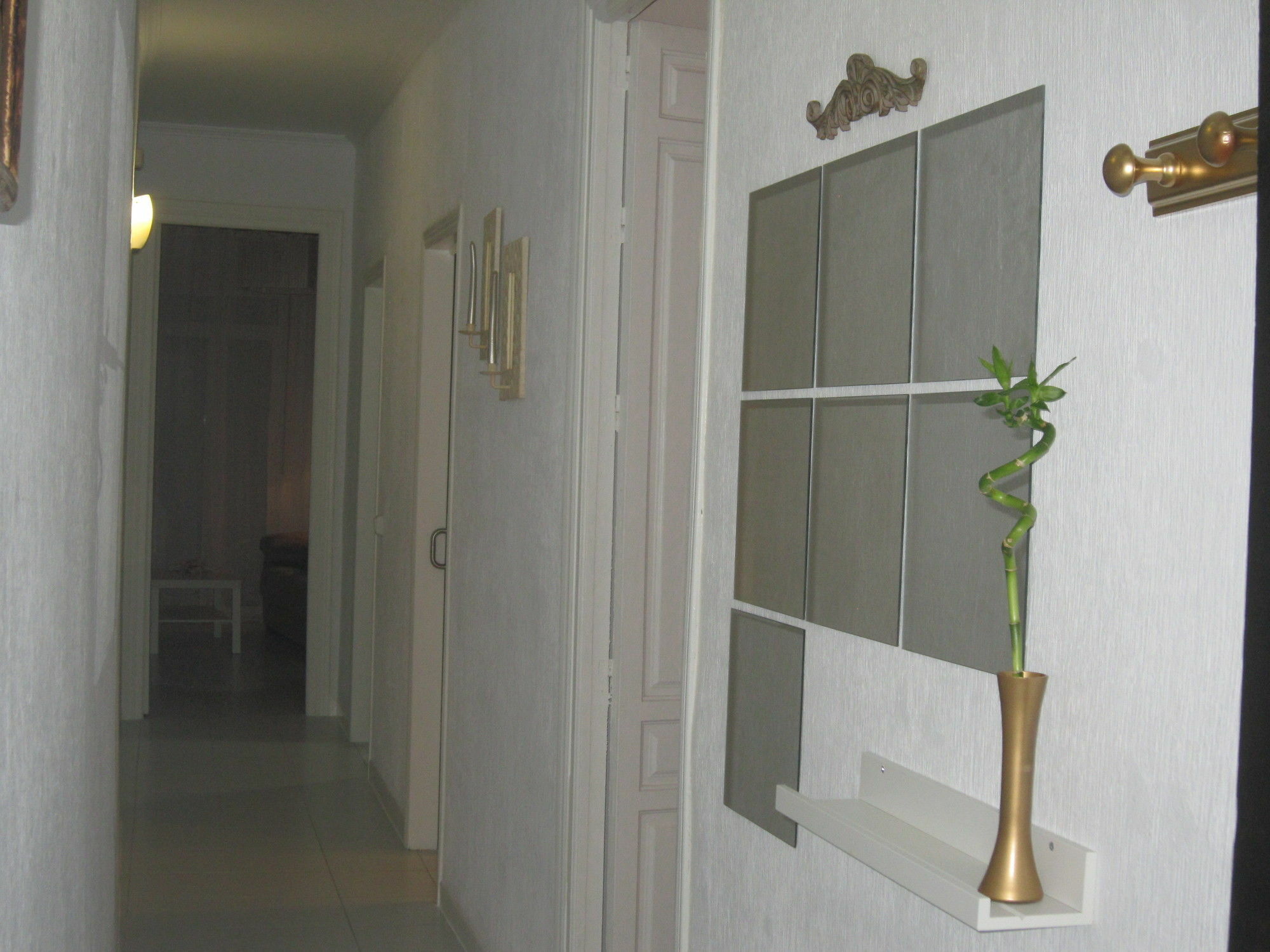 Bromham Apartment Севиля Екстериор снимка